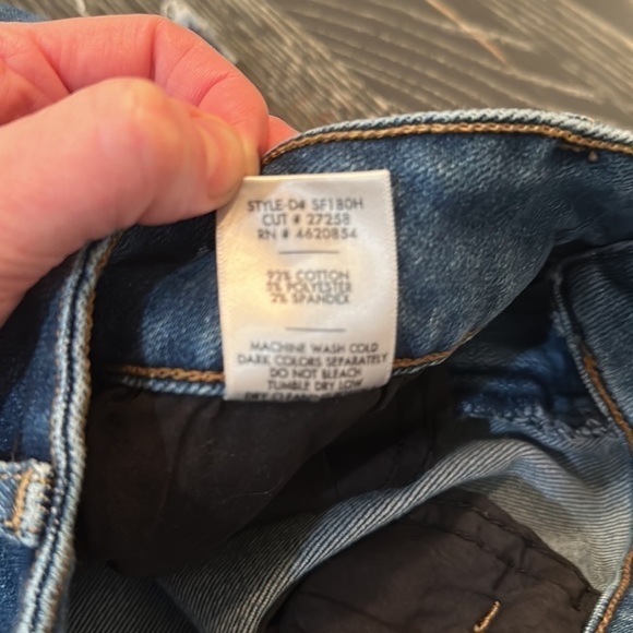 JUST Black Double Button Fray Shorts, size 32 - Picture 8 of 8